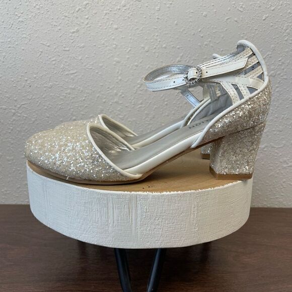 Kenneth Cole Reaction Sarah Shine Heels Size 1M EUC - Picture 4 of 7